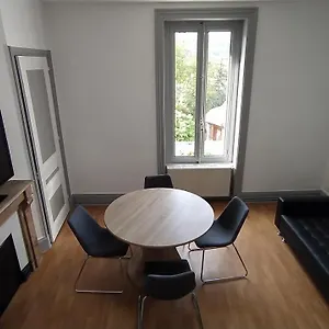 https://appart-hotel-la-batisse-de-saint-chamond.hotels-rhonealpes.com
